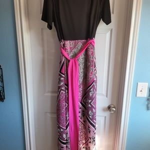 Jessica Howard Pink & Black Maxi Dress